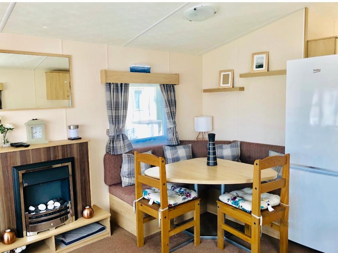 فيلا Caravan In The Cotswolds سيرنسيستر الغرفة الصورة