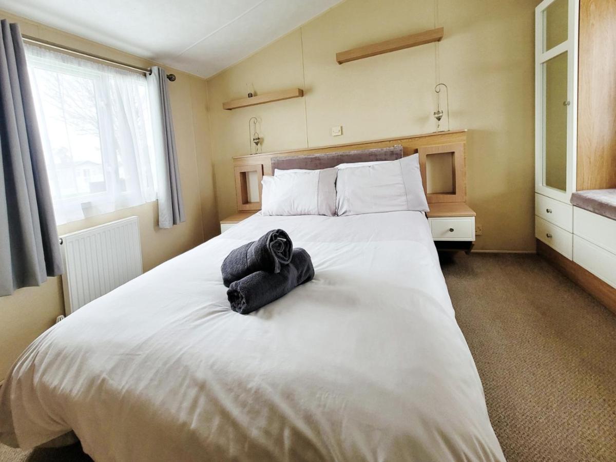 فيلا Caravan In The Cotswolds سيرنسيستر المظهر الخارجي الصورة